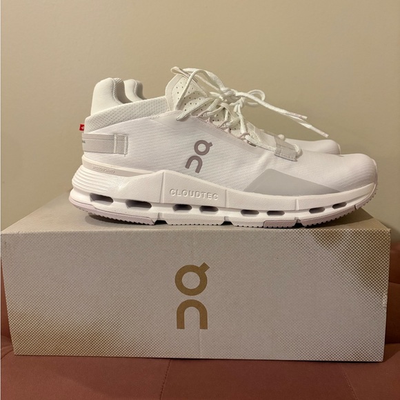 On Cloudnova 2 Sneakers - Picture 1 of 7